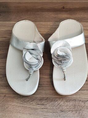 Fitflop Silver Flower Sandals